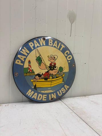 Popeye – Paw Paw Bait Co. – Fishing Lures – Emaille Bord -