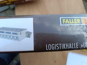 Faller H0 - 136785 - Bâtiments pour trains miniatures (1)