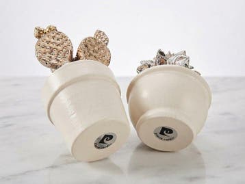 Decoratief ornament (2) - Pierre Cardin - Frankrijk -