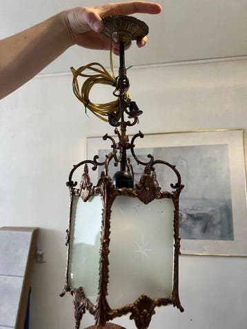 Gekooide hanglamp - zamak, Antiek en Kunst