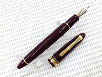 SAILOR - NAG NAGHARA Naginatatogi Burgundy Red & 14K 585, Nieuw