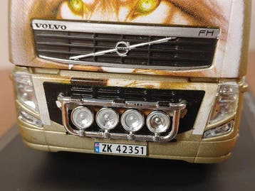 ASM 1:43 - Camion miniature - Volvo FH15 - 2003 Moon