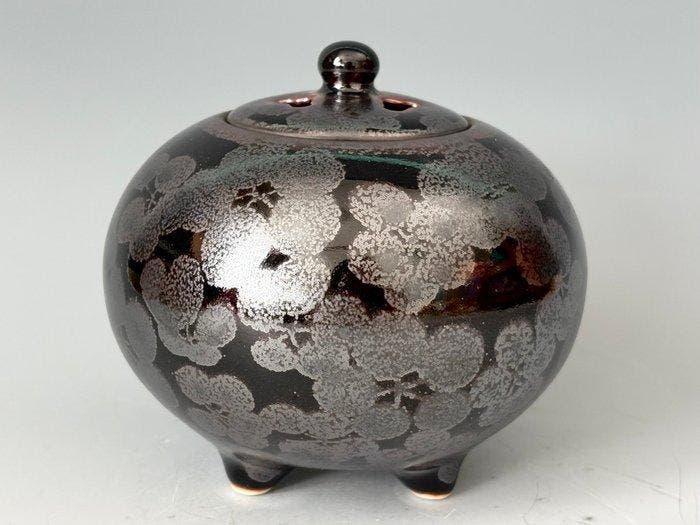 Shumei-gama  (Arita) - Shumei Fujii  (b. 1936) -, Antiquités & Art, Antiquités | Autres Antiquités