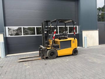 Veiling: Heftruck Caterpillar EP25K Elektrisch 2500kg 4.75m, Ophalen