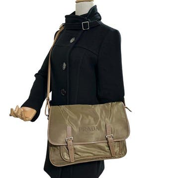 Prada - Sac à bandoulière, Handtassen en Accessoires, Tassen | Damestassen, Nieuw