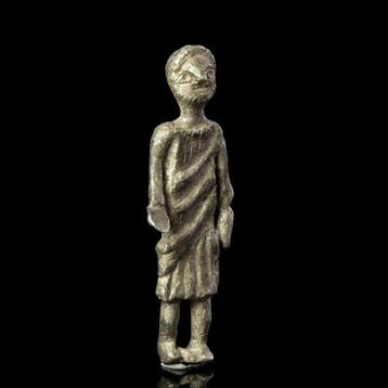 Oud-Romeins Zilver een votiefbeeld van een mannelijke figuur