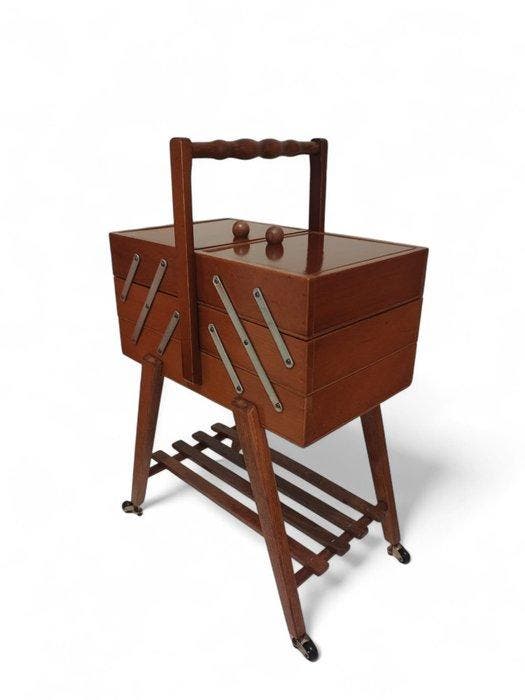 Boîte à couture - Laiton, Métal - Mobiletto Porta Cucito, Antiquités & Art, Art | Objets design