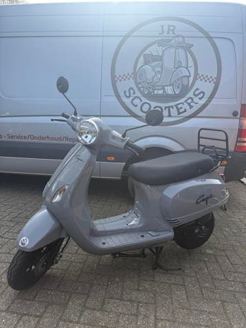 Scooter A-klasse (Geen Rijbewijs Nodig!), Zo goed als nieuw, Klasse A (25 km/u), Benzine