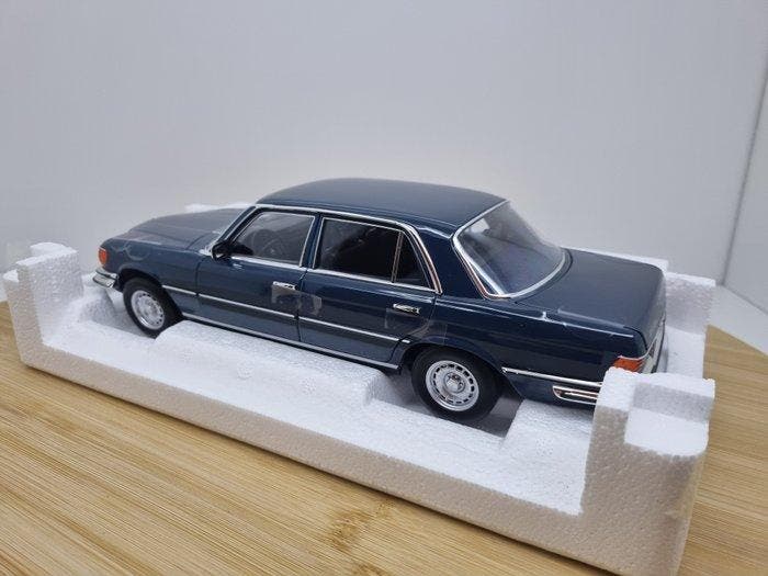 Norev 1:18 - Modelauto - Mercedes 350 SEL W116 - Hansa Blue, Hobby en Vrije tijd, Modelauto's | 1:5 tot 1:12