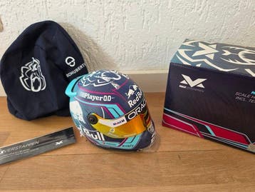 Max Verstappen Official Merchandise 1:2 - Modelauto - Max, Nieuw
