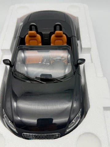Minichamps 1:18 - Modelauto - AUDI TT roadster - 2006 - Zeer, Nieuw