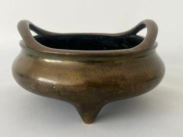 Uit de 19e tot 20e eeuw, bronzen wierookvat — Xuande-mark,, Antiek en Kunst