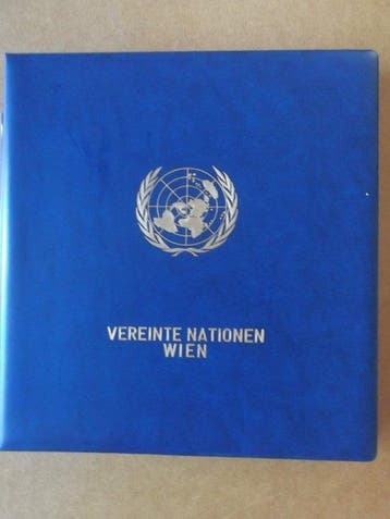 Verenigde Naties - Wenen 1979/2002 - Lindner albums 2 stuks, Postzegels en Munten, Gestempeld