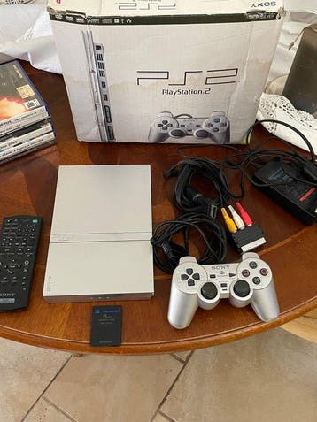 Sony - PlayStation 2 Slimline SCPH-75004 - PlayStation 2