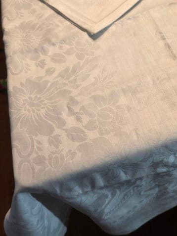 Tafelkleed (13) - 245 cm - 145 cm - Antieke uitzet