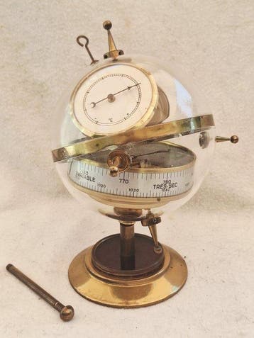 Huger - Weerstation - Metaal en plexiglas - Spoetnik model, Antiek en Kunst