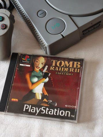 Sony - PS1 *30*birthday+Tomb Raider 2 - Videogameconsole +