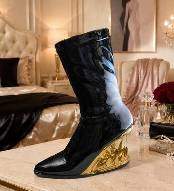 Daluxe Art (XX-XXI) - BLACK & GOLD DOMINA LAARS T