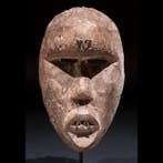Oud masker uit het begin van de jaren 1900 - Met herkomst -, Antiek en Kunst