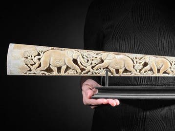 GEEN RESERVEPRIJS - Indrukwekkende grote uitgehouwen, Antiek en Kunst