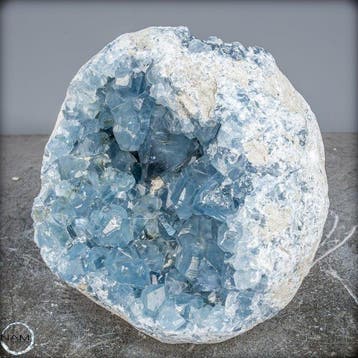Natuurlijke celestiet Druse/vrije vorm- 7976.65 g