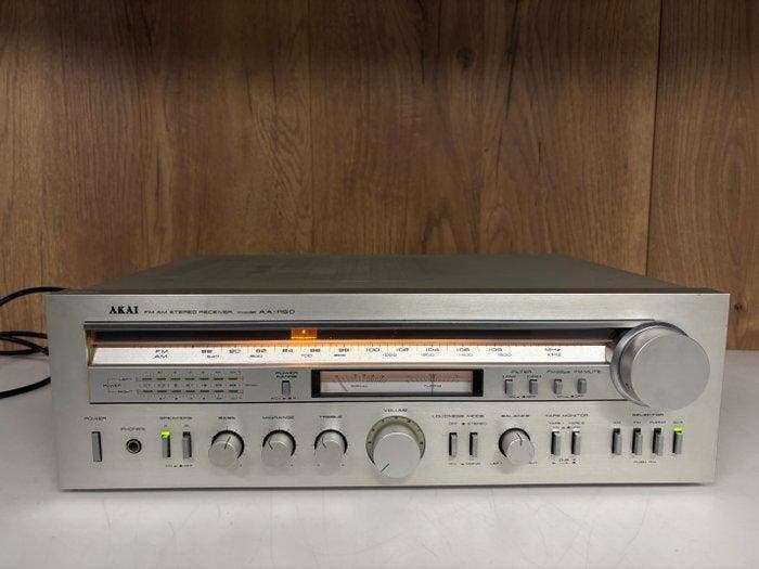Akai - AA-R50 Solid state stereo receiver, TV, Hi-fi & Vidéo, Radios