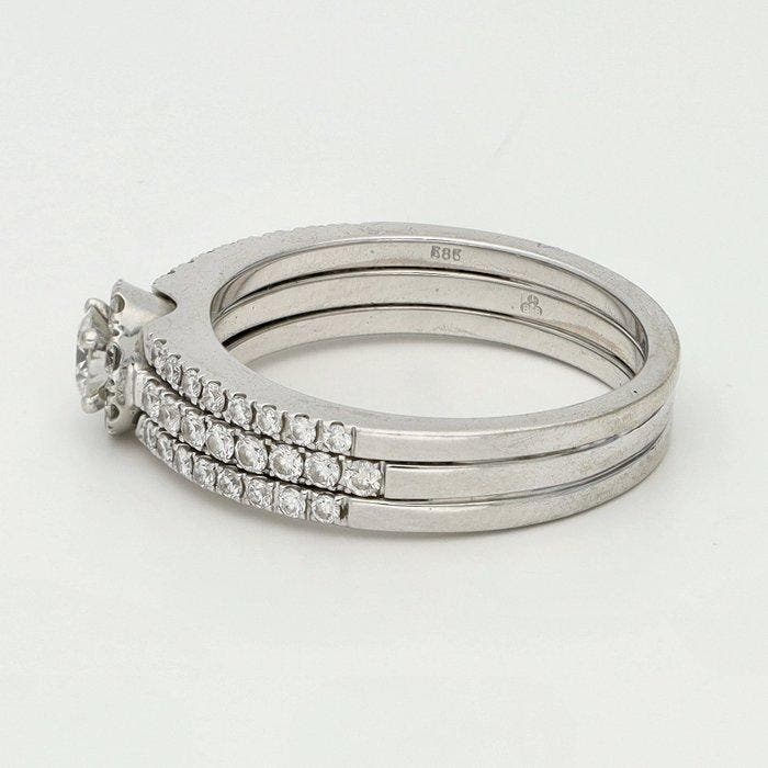 Ring - 14 karaat Witgoud Diamant (Natuurlijk), Handtassen en Accessoires, Ringen