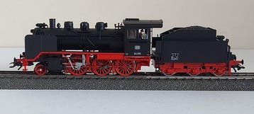 Märklin H0 - 36240 - Locomotive à vapeur avec tender (1) -