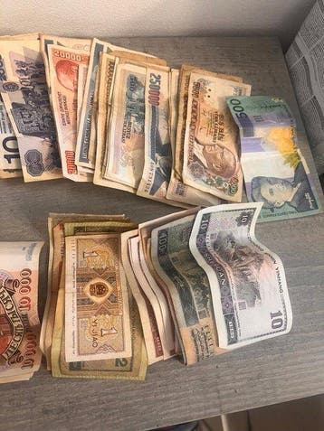 Wereld. - 180 banknotes - various dates (Zonder