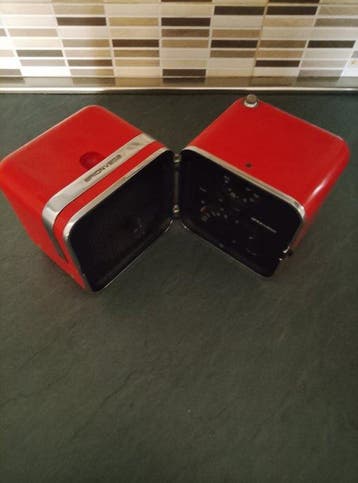 Brionvega Marco Zanuso, Richard Sapper - TS 502 Radio, Nieuw