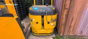 Skilled  LGV2008  Zelfrijdende Stapelaar 2009, Zakelijke goederen, Ophalen