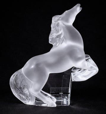 Lalique - Marie-Claude Lalique - Figure - Cheval Kazak cabré