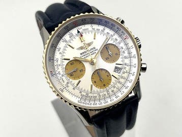 Breitling - Navitimer - D23322 - Serviced - Box & papers -