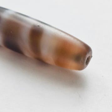 Oud Tibetaans/Birmaans Geëtst agat Kralentalisman met 5