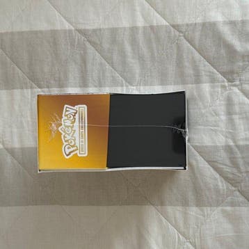 Pokémon - 1 Elite trainer box - 30th Year Anniversary -