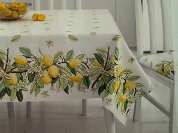 Elegante tafellaken met citroenplanten - landhuisstijl -