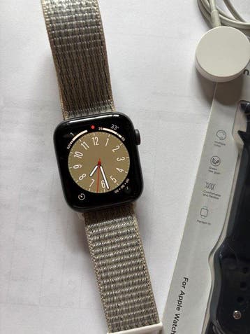 Apple - Apple Watch Series 5 44mm GPS + Caricatore Originale, Bijoux, Sacs & Beauté, Montres | Hommes