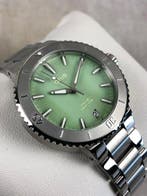 Oris - Aquis Date Automatic Green - 01 733 7770 4157-07 8 18