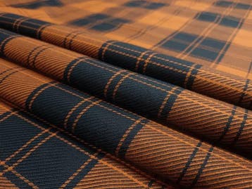 Hoogmodische linnen-wol stof E 483 maat 4,70×1,50 m -