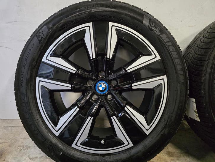 BMW X3 G01 G45 iX3 X4 G02 842 19 inch Winterbanden 5x112, Auto-onderdelen, Banden en Velgen, 19 inch, Winterbanden, 245 mm, Personenwagen