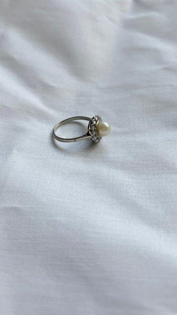 Verlovingsring - 18 karaat Witgoud Parel - Diamant