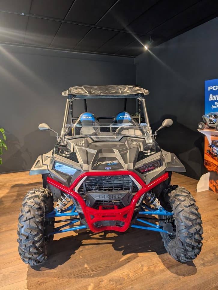 Polaris RZR XP1000 Demo unit 2023, Motos, Quads & Trikes, Enlèvement