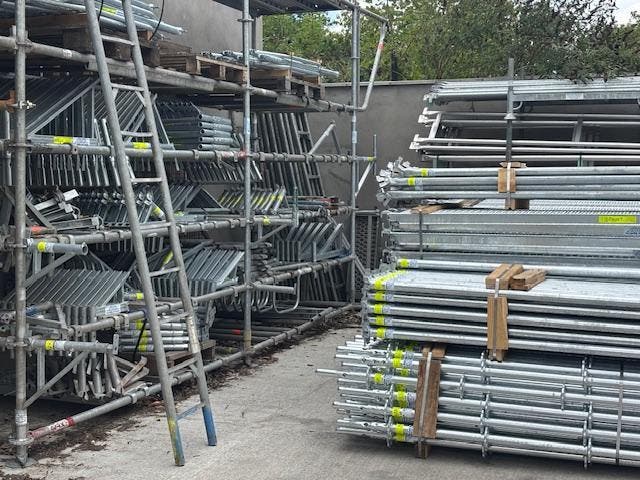 Goedgekeurd steiger¬materiaal – scherpe prijzen, Bricolage & Construction, Échafaudages