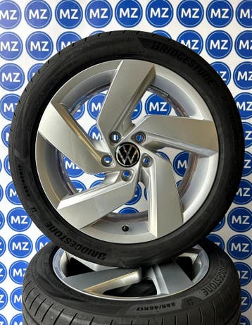 Volkswagen Golf 8 | 17 inch Demo Velgen + Banden, Autos : Pièces & Accessoires, Pneus & Jantes, Verzenden, Banden en Velgen