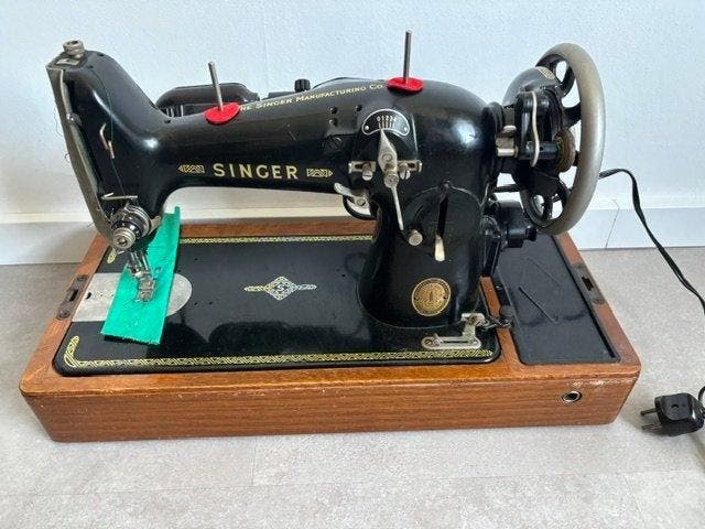 Singer 216G (1954) Machine à coudre - Fonte, Antiek en Kunst, Kunst | Designobjecten