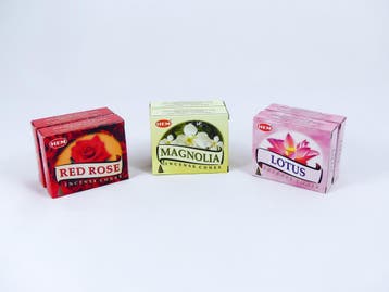 HEM Wierook Set - Kegels / Cones - Rode Roos - Magnolia -..., Huis en Inrichting, Ophalen of Verzenden, Nieuw