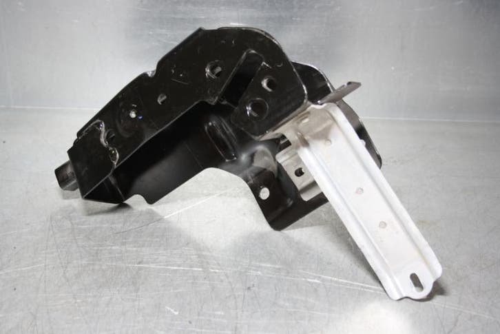 Landrover Defender linker steunbalk L8B2-612D27-BE., Auto-onderdelen, Carrosserie, Nieuw, Land Rover, Verzenden