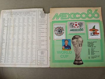 1986 Panini Mexico 86 Panini - 1 Album complet - Played, Collections