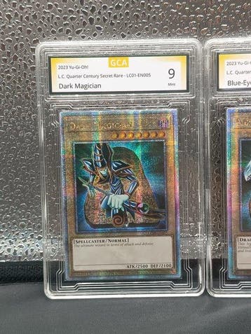 Konami - 2 Card - Yu-Gi-Oh! - Blue-Eyes White Dragon & Dark