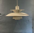 Louis Poulsen - Poul Henningsen - Lamp - PH5 - Metaal